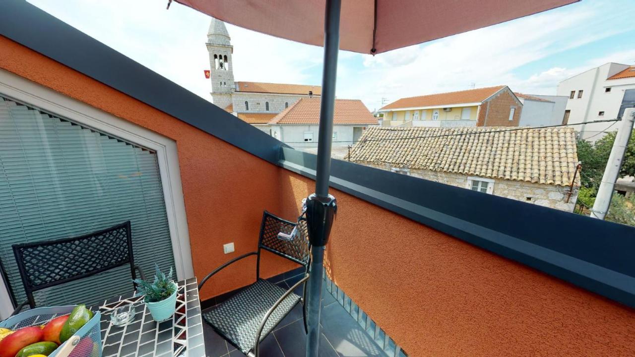 Number 5 Appartement Pakoštane Buitenkant foto