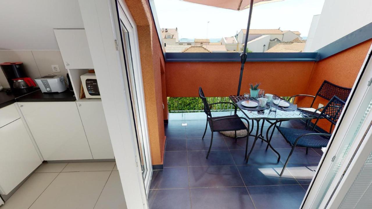 Number 5 Appartement Pakoštane Buitenkant foto