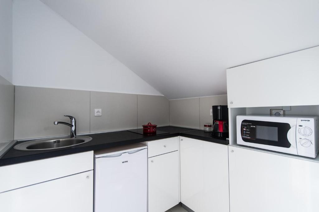 Number 5 Appartement Pakoštane Buitenkant foto